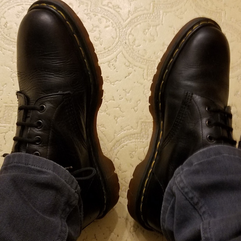 ALWAYS LOOKING FOR VINTAGE DOCS!!
